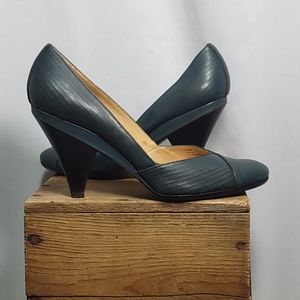 Fry 7.5 mid high heel